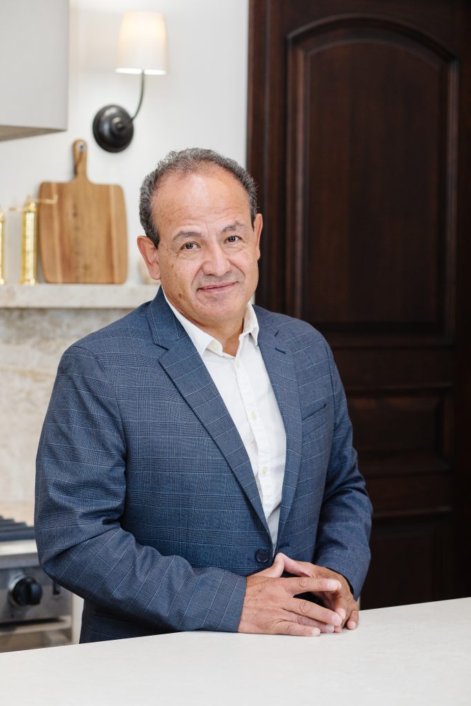 Omar Angeles - Business Development