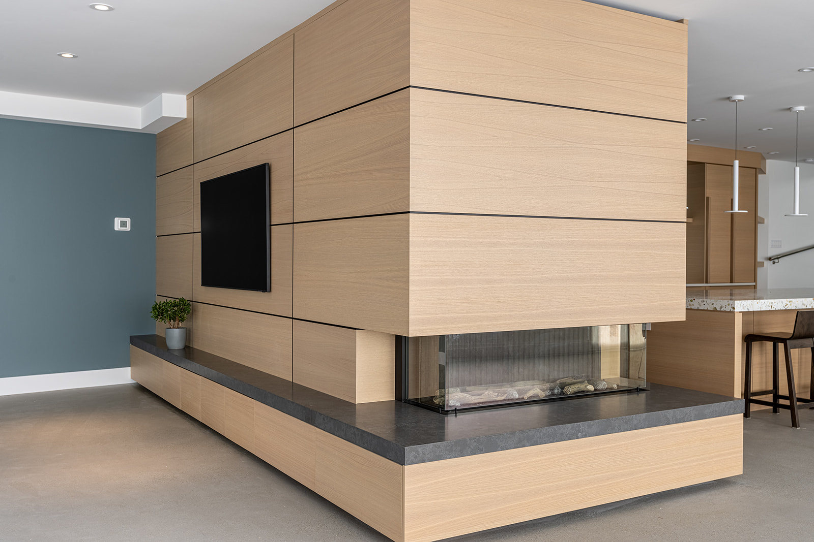 Custom fireplace millwork built-in cabinets