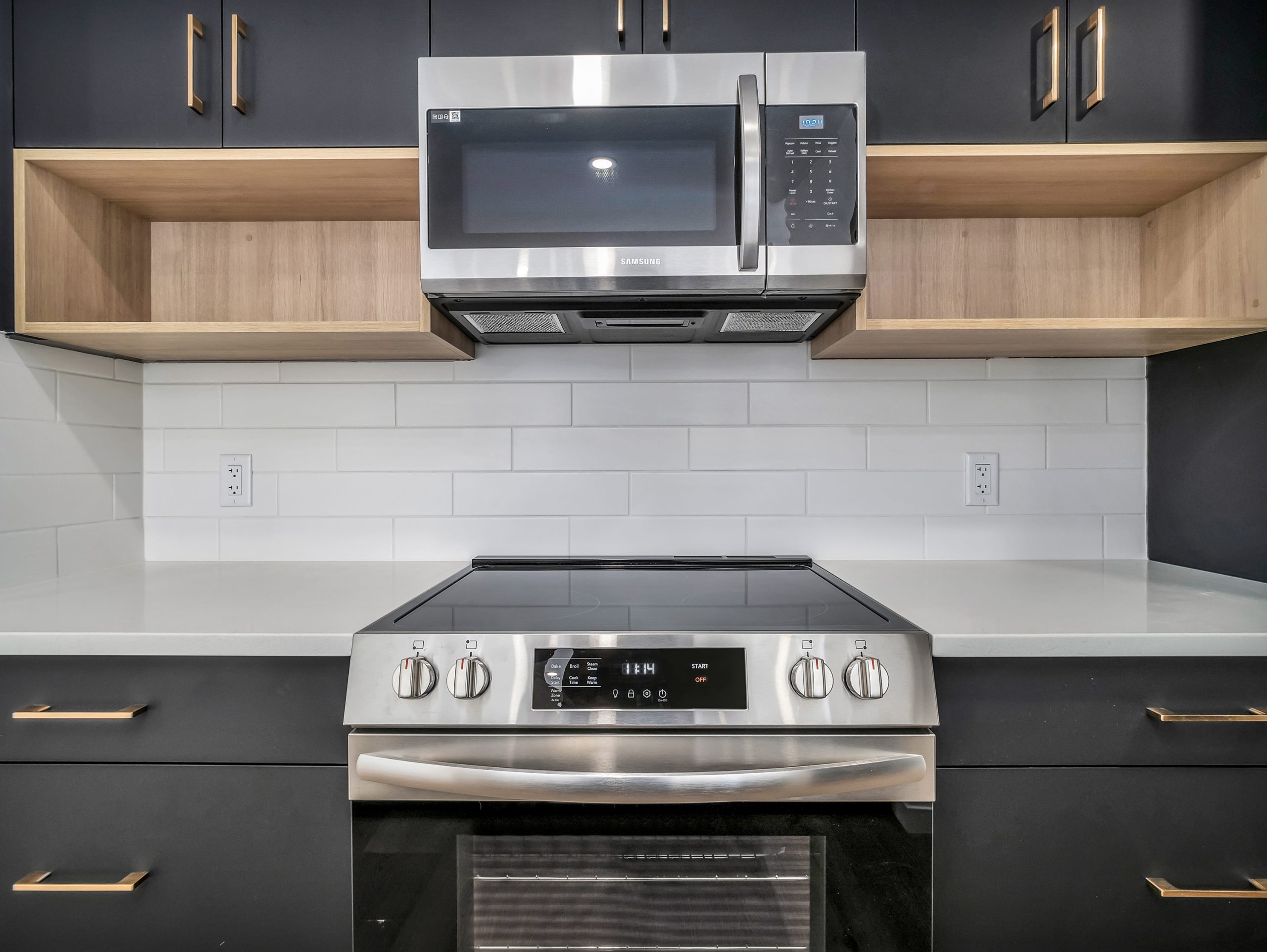local cabinet builder Coalhurst